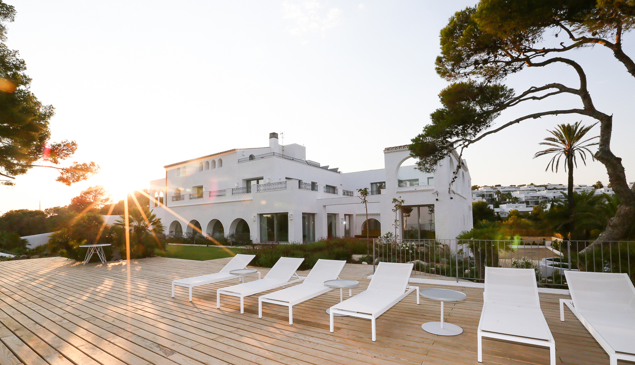 sea view wedding at a rural house in barcelona