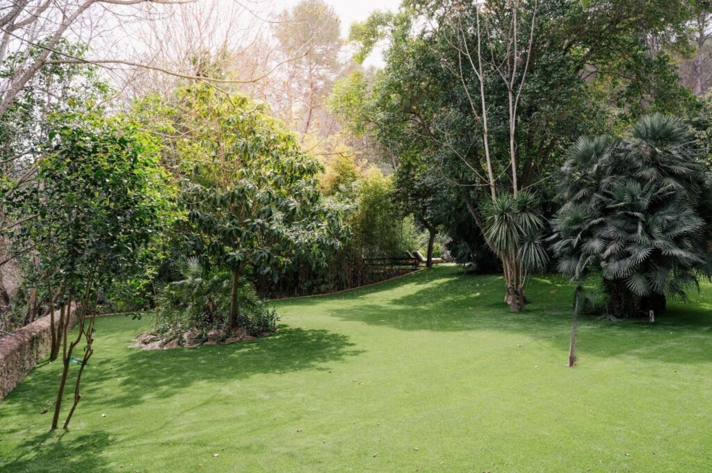 3 Gardens